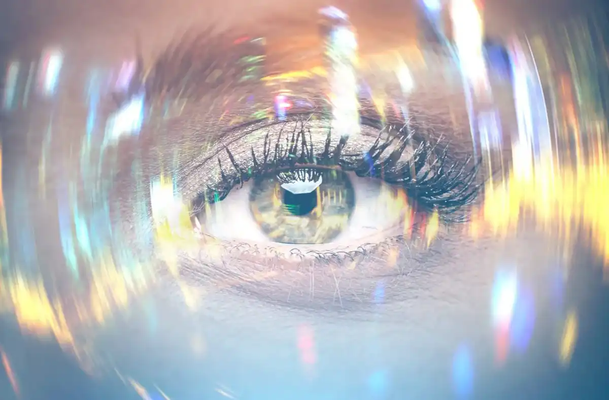 Lampi di luce negli occhi e stress - quando preoccuparsi?